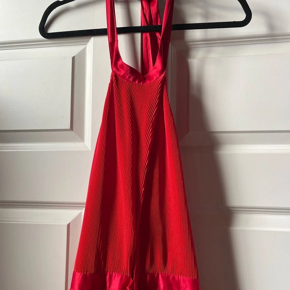 Elegant Red Halter Jumpsuit - Picture 3 of 9